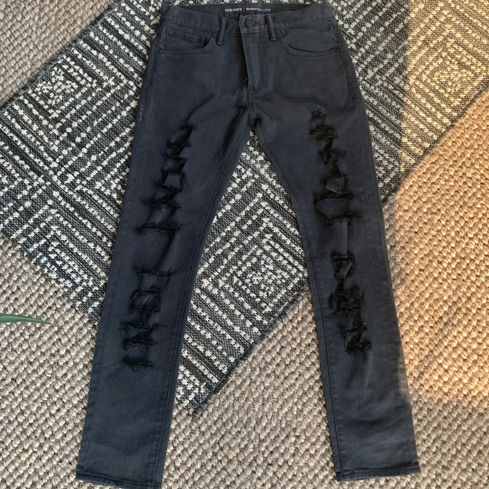Old Navy destroyed skinny jeans black with rips